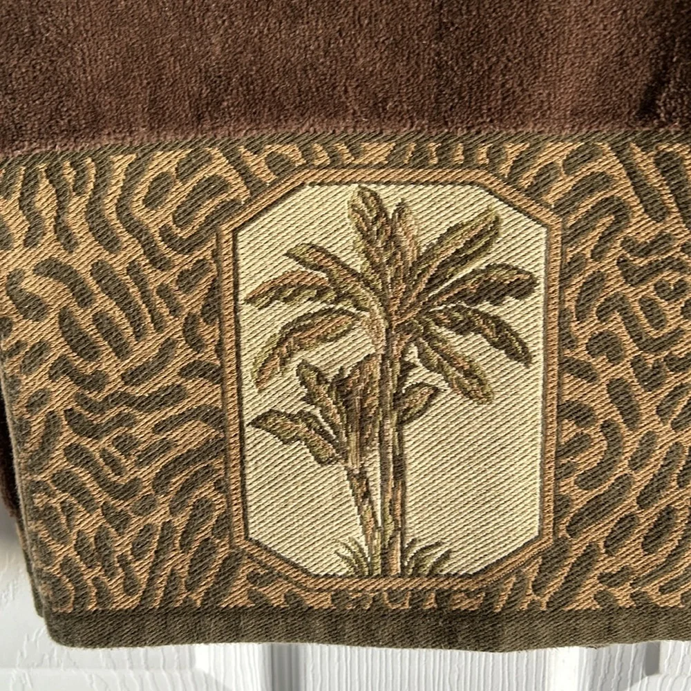 Brown Palm Tree Accent Towel